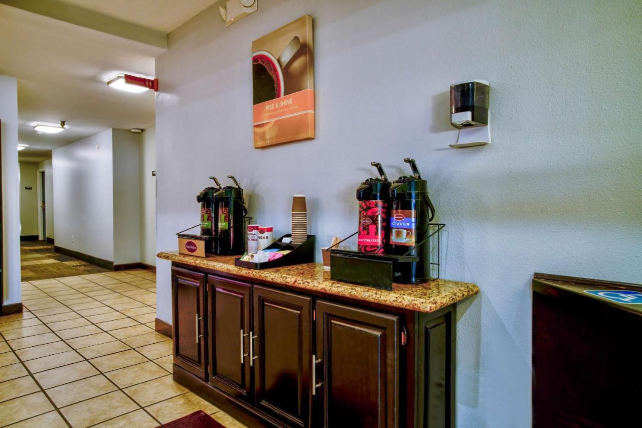 Motel 6-Hesperia, Ca - West Main Street I-15 מראה חיצוני תמונה