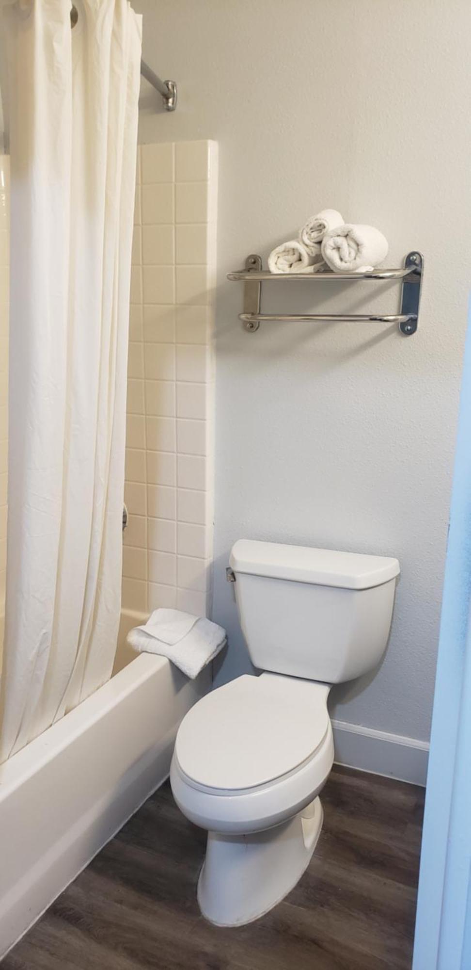 Motel 6-Hesperia, Ca - West Main Street I-15 מראה חיצוני תמונה